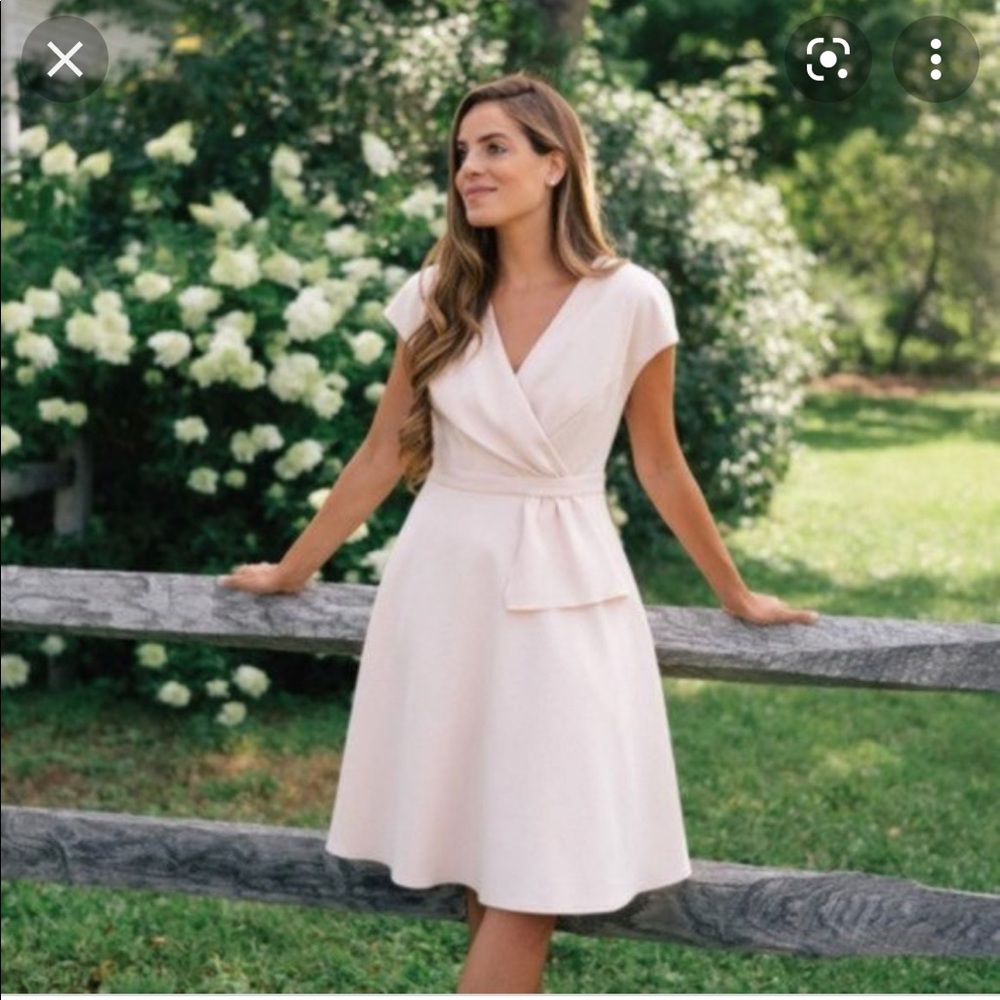 NWT Gal Meets Glam Lydia Dress